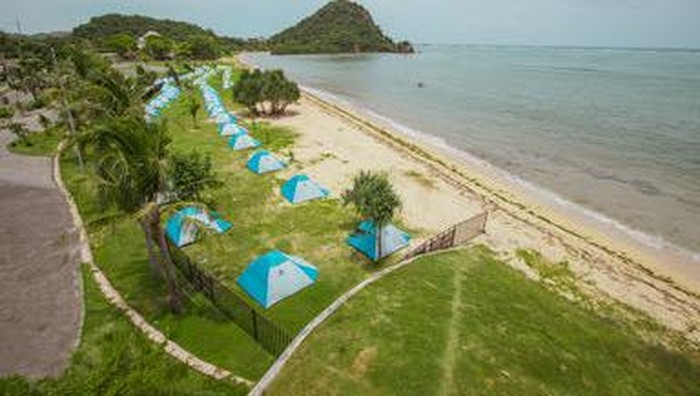 Penginapan Tenda Bobobox X Eiger di Mandalika