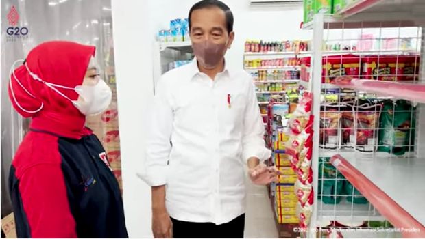Presiden Jokowi Cek Ketersediaan Minyak Goreng, Yogyakarta, 13 Maret 2022/ Youtube: Sekertaris Presiden