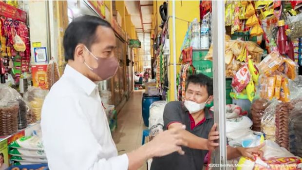 Presiden Jokowi Cek Ketersediaan Minyak Goreng, Yogyakarta, 13 Maret 2022/ Youtube: Sekertaris Presiden