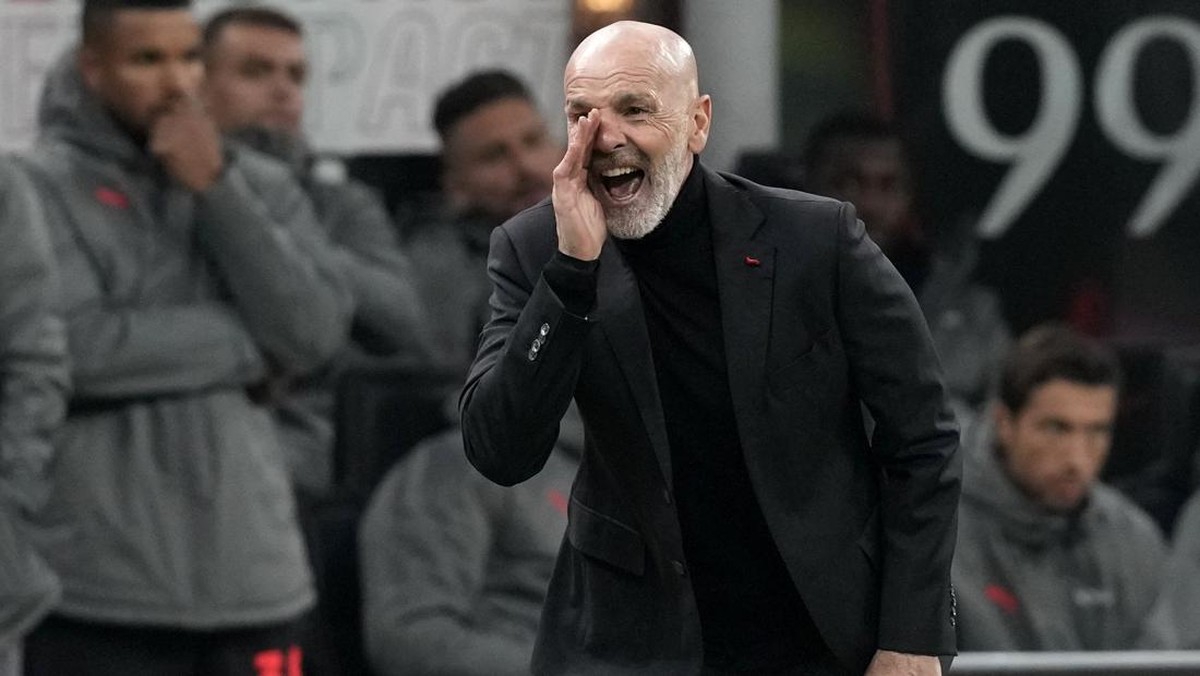 Pelatih AC Milan, Stefano Pioli. (Foto: Antonio Calanni/AP)