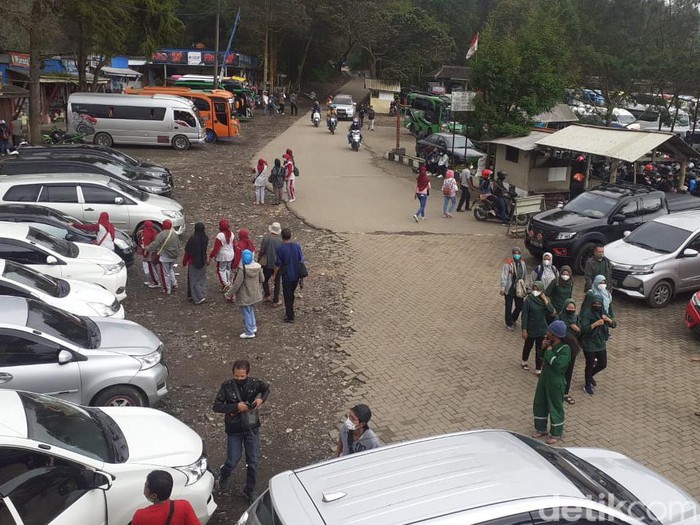 Suasana objek wisata Dieng, Minggu (13/3/2022).