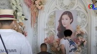 Keluarga dan kerabat begitu sedih menerima kenyataan Tangmo Nida meninggal dunia dengan beberapa misteri. Foto: Youtube Story This Morning