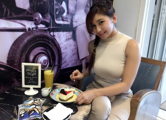 Baby Margaretha Lebih Suka Makanan Sehat dan Kopi yang Diracik Sendiri
