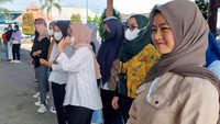 Adapun materi dalam kegiatan Safety Riding tersebut difokuskan bagaimana tata cara berkendara sepeda motor yang baik dan benar ketika berada dijalan, guna mengurangi resiko berkendara sepeda motor. 