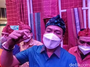 Bupati Bandung Gencarkan Promosi Sarung Majalaya