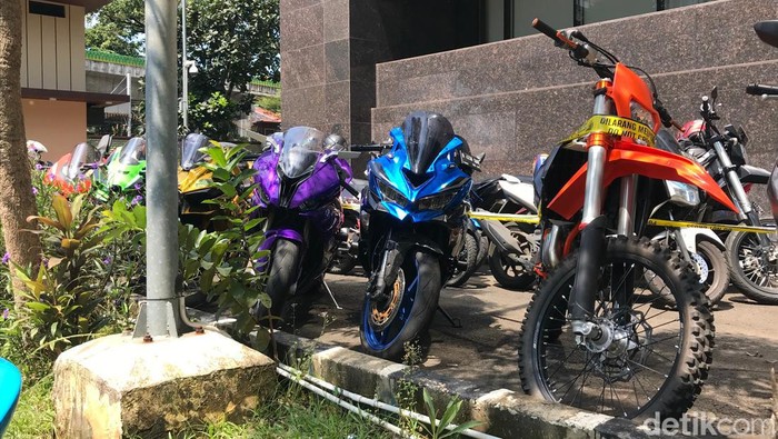 doni salmanan kendaraan Doni Salmanan yang disita.