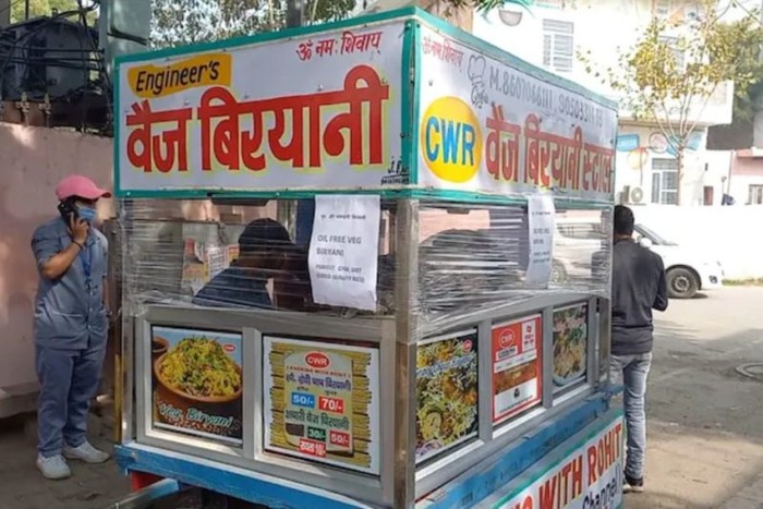 Dua Insinyur Ini Berhenti Kerja, Pilih Jualan Nasi Biryani di Pinggir Jalan