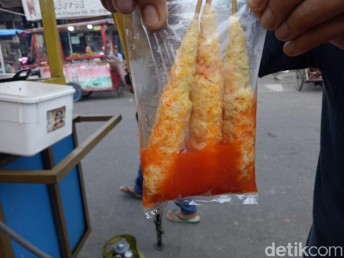 Gurih Renyah! 20 Telur Gulung Rp 1.000 Ada di Sini Gurih Renyah! 20 Telur Gulung Rp 1.000 Ada di Sini
