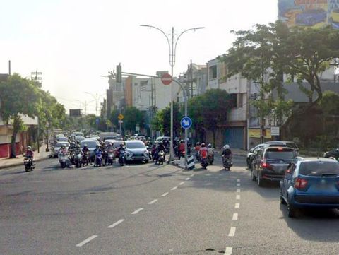 Jalan-jalan di Surabaya yang Mirip Luar Negeri