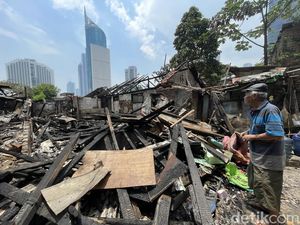 Kondisi Puluhan Rumah di Tanah Abang Usai Diamuk si Jago Merah
