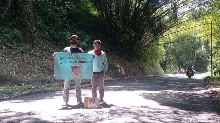 Mahasiswa Cianjur galang donasi bantu Pemprov bangun Jalan Cianjur selatan yang rusak parah