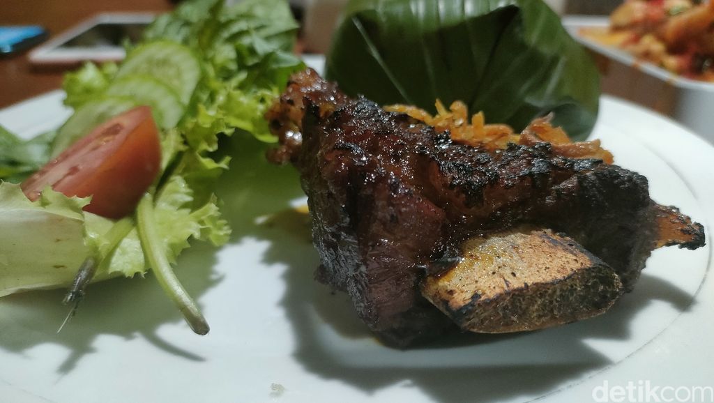 Menu enak di Kp EDO Garut
