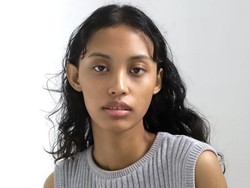 8 Foto Nafa Salvana Yasmin, Dari Warung Pecel Lele ke Milan Fashion Week