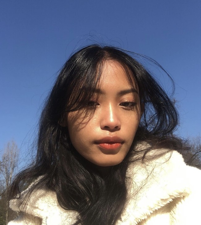 Dari pertemuan itu, agensi Whoknows Indonesia mengajukan namanya ke The Claw yang berbasis di Milan. Wanita 22 tahun itu pun diterima tanpa casting dan wawancara. Foto: dok. Instagram @nafasalvana