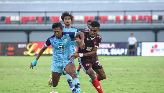 PSM Makassar Vs Persela Lamongan.