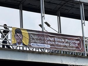 Muncul Spanduk Luhut Capres 2026, Jubir Buka Suara