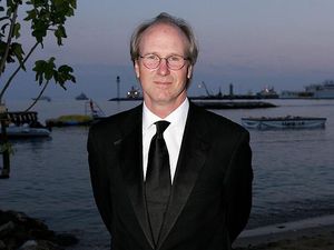 Aktor William Hurt Meninggal, Waspadai Gejala Kanker Prostat Berisiko Fatal