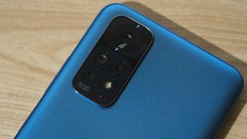 Xiaomi masih menyematkan empat kamera di bagian belakang. Hanya saja kamera utamanya kini dinaikkan dari 48 MP menjadi 50 MP. Foto: detikINET/Anggoro Suryo Jati