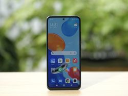 Unboxing Redmi Note 11 dengan Lebih Dekat