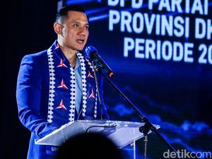 AHY soal Wacana Presiden 3 Periode: Kenapa Tak Seumur Hidup Sekalian?