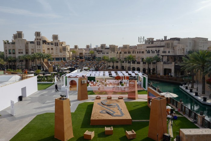 Art Dubai Digelar saat Pandemi Mulai Mereda DUBAI, UNITED ARAB EMIRATES - MARCH 09: A general view during the preview of Art Dubai 2022 at Madinat Jumeirah on March 09, 2022 in Dubai, United Arab Emirates. (Photo by Cedric Ribeiro/Getty Images for Art Dubai)