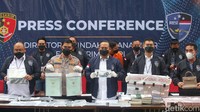 Menurut polisi, Doni Salmanan seolah bermain trading di Quotex dan berhasil meraup miliaran.