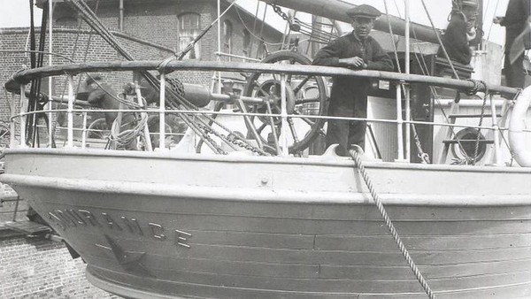 Endurance merupakan kapal kayu yang tenggelam di antartika pada tahun 1915. (Hulton Archive/Getty Images)