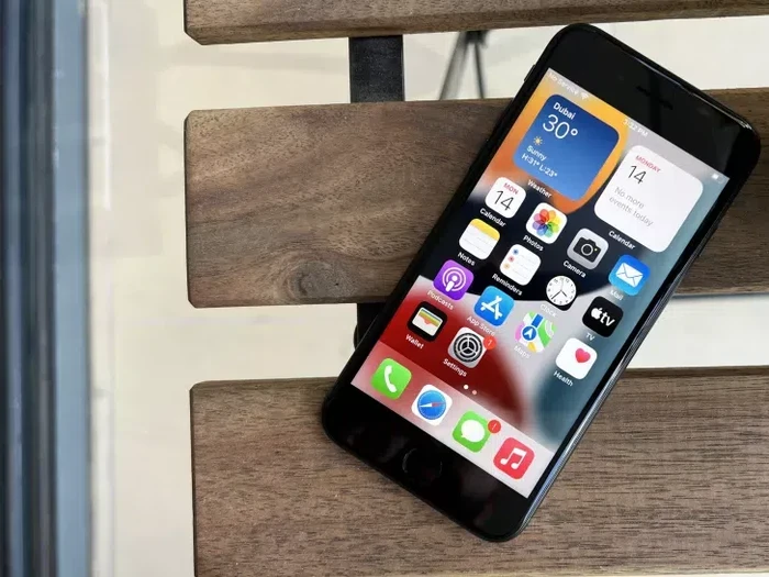 iPhone SE 2022