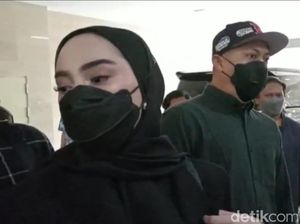 Doni Salmanan Dimiskinkan, Kesetiaan Dinan Fajrina Diacungi Jempol