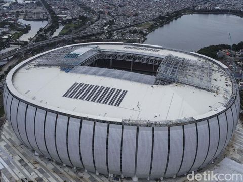 PT Jakarta Propertindo (JakPro) mengungkap progres pembangunan Jakarta International Stadium (JIS). Pembangunan stadion tersebut telah mencapai 98%.