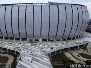 Sekda DKI: Corak Lantai JIS Membentuk Saf Salat dan Menghadap Kiblat
