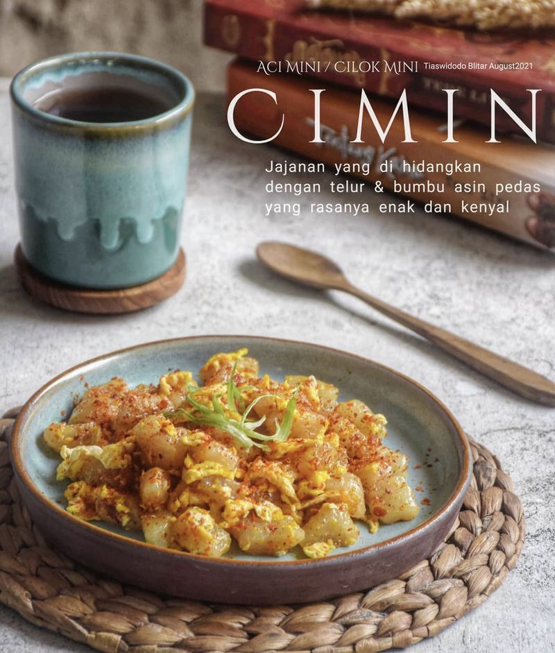 Kata cimin yang merupakan kependekan dari cireng mini juga masuk dalam KBBI.