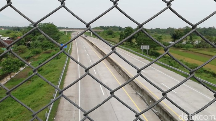 kecelakaan di tol pandaan-malang