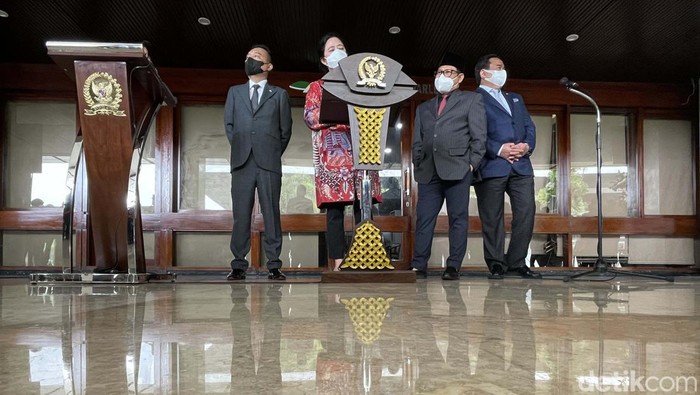 Ketua DPR RI Puan Maharani bicara tentang Pemilu 2024. Puan menyebut pelaksanaan Pemilu 2024 sudah menjadi tanggung jawab bersama.