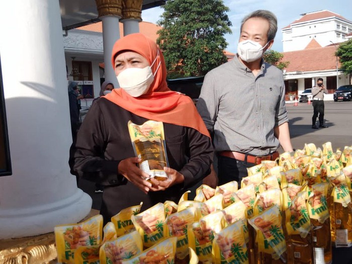 khofifah terima migor