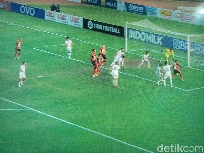 Laga Bali United vs Arema FC