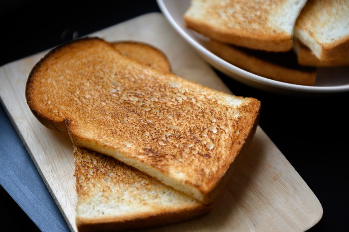 Unik! Ini 7 Makanan yang Makin Gosong, Malah Makin Digemari
