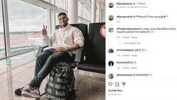 Jorge Martin memajang fotonya di bandara Barcelona untuk ke Indonesia. Ia siap balapan seri kedua MotoGP. Foto: Instagram