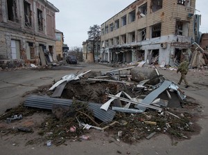 Kota Okhtyrka Rusak Parah Dihantam Serangan Udara Rusia