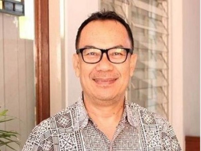 Prof Asep Warlan Yusuf