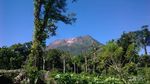 Rehat Sejenak di Obyek Wisata Gunung Egon Sikka