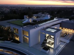 14 Foto Rumah Rp 4,2 Triliun Nggak Laku Dijual, Kemewahannya Bikin Melongo