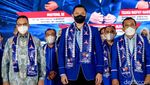 Saat Anies Baswedan Foto Bareng Pengurus Demokrat DKI Jakarta