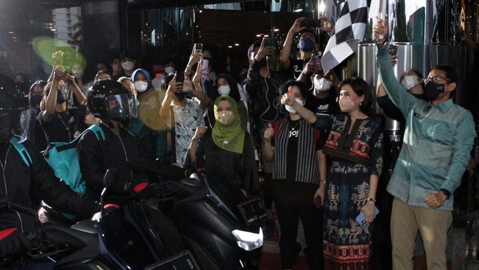 Sandiaga Uno Hadiri FJB Mandalika 2022 Menparekraf Sandiaga Uno menghadiri peluncuran Festival Jajanan Bango (FJB) Mandalika 2022 di Jakarta. Jajanan nusantara akan ramikan ajang MotoGP Mandalika.