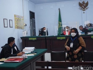 Kesaksian Ibu Novia Widyasari Saat Putrinya Beli Sianida untuk Bunuh Diri