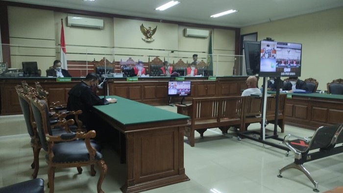 sidang korupsi tanah kas desa pasuruan