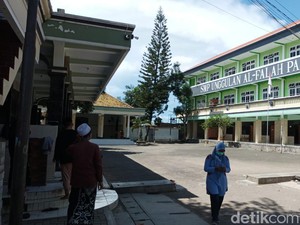 Siswi SMP di Sidoarjo Ngaku Tak Boleh Ikut Ujian Gegara Nunggak SPP