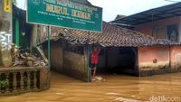 Sungai Citarum Meluap, Banjir Rendam Baleendah Bandung