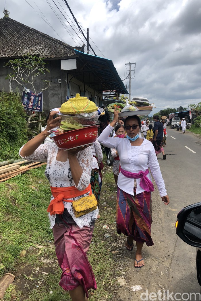 Upacara Bali Warna Hidup
