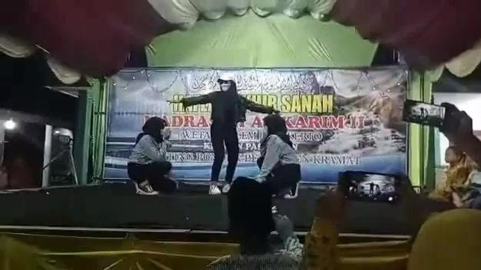 viral gadis joget tiktok di pasuruan
